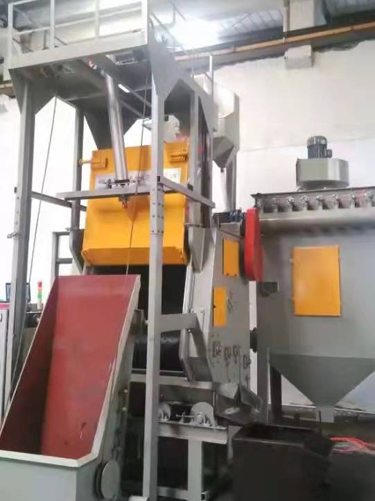 Q3215自動(dòng)上下料拋丸清理機(jī)